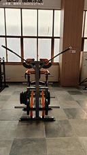 V- SQUAT